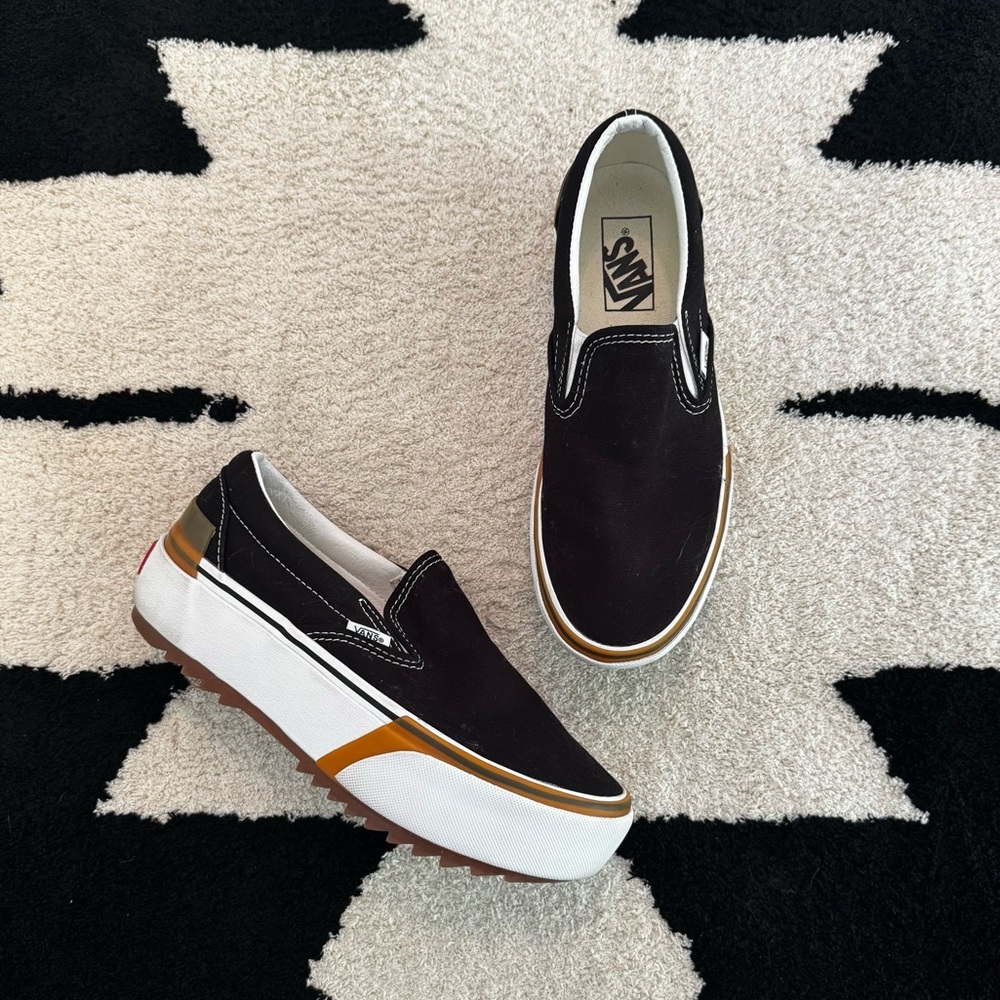 Vans stacked Black and White Sneakers with Brown Accents - Picture 4 of 13